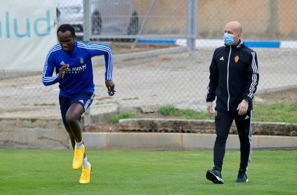 Real Zaragoza striker Raphael Dwamena trains for the first time after heart surgery