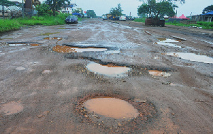 Potholes on Eastern Corridor Road now ‘dams’ – Residents lament
