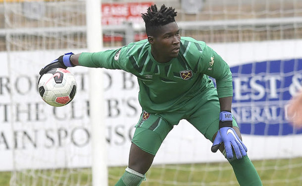 West Ham United's Ghanaian keeper Anang set for a loan spell
