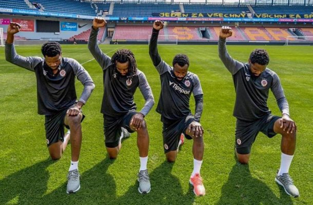 Benjamin Tetteh and Black teammates at Sparta Prague join protest against racism