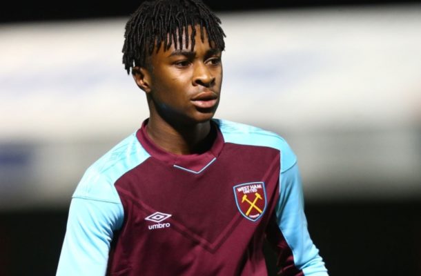 Ghanaian Youngster Sean Adarkwa extends contract with West Ham United
