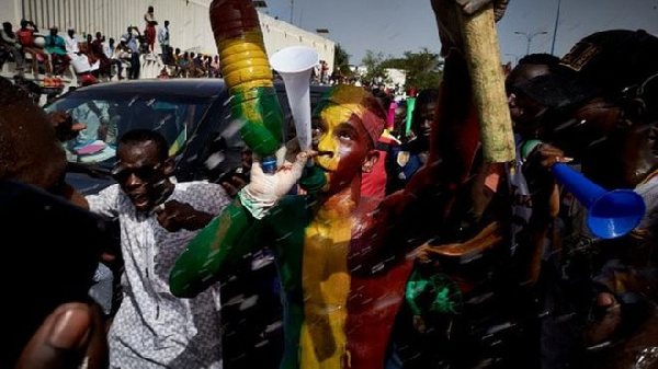 Mali PM apologises for killing of protesters