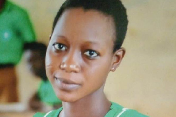 A/R: Bikers crash SHS final year student to death