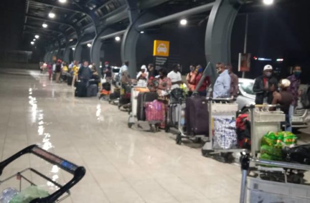 525 Nigerians evacuated from US, Cyprus
