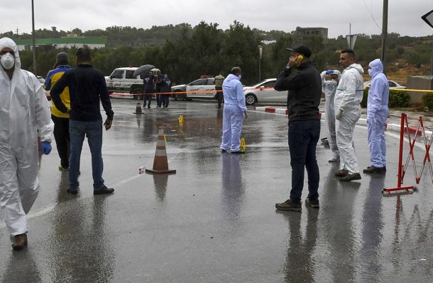 Tunisian officer killed in a knife attack