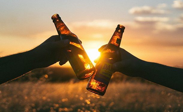 Low-Alcohol Beer Gains Popularity in UK Amid Increased Health Awareness - Dietitian