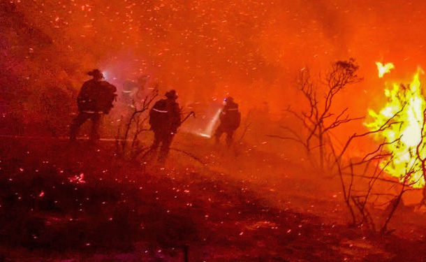 Valley Fire in California Burns Over 10,000 Acres, Still Only 1% Contained, Cal Fire Says