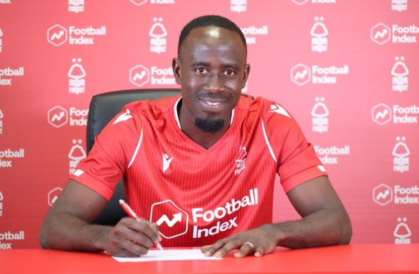 Albert Adomah a step closer to joining QPR after parting ways with Nottingham Forest
