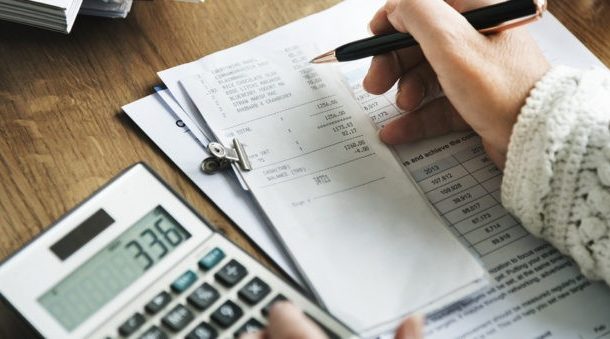 How to make money with your online accounting degree