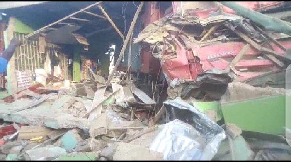 Truck loaded with stones run into 15 shops at Awutu Breku