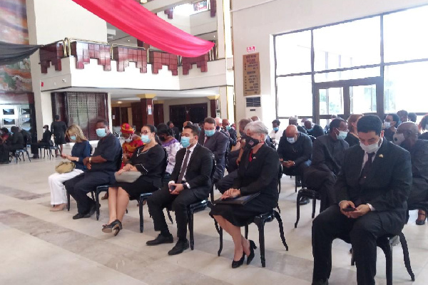 Rawlings: Diplomatic corps, security heads, religious leaders sign book of condolence