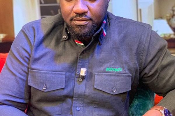 John Dumelo Wants Voting Halted At GIMPA Polling Station