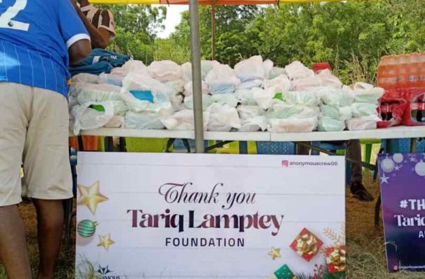 PHOTOS: Tariq Lamptey donates to kids at Nuaso in the Eastern Region