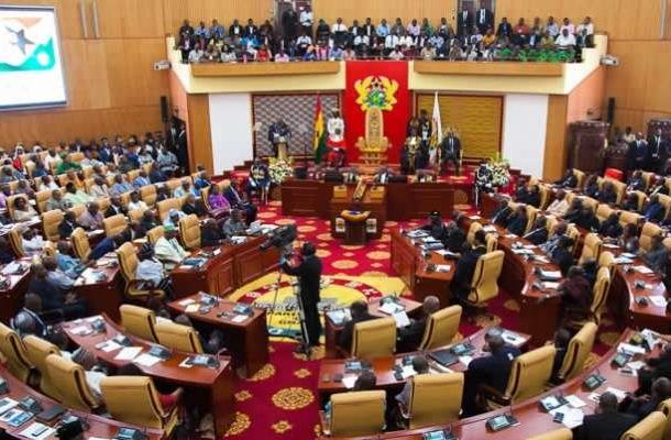 Parliament suspends plenary consideration of new Public University Bill, 2020