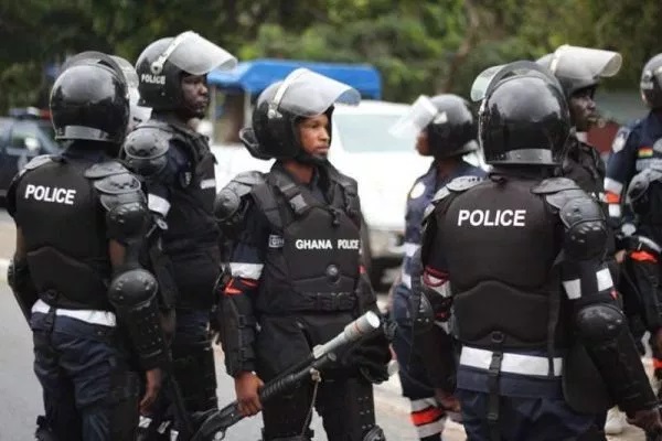 Police arrests four over murder, possession of firearms