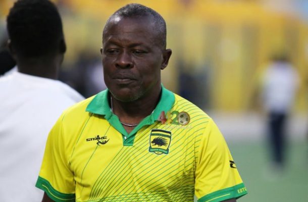 Coach Johnson Smith departs Kotoko as assistant coach after second stint