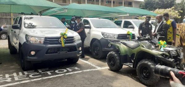 Spanish Government presents vehicles to Ghana