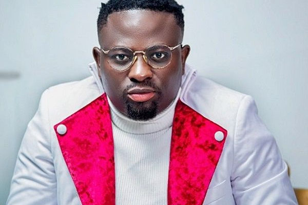 VIDEOS: Brother Sammy steals show at Daddy Lumba’s one-week observance