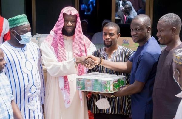 Eugene Arhin donates desks, assorted items to Bawjiase, Awutu Senya Muslim communities