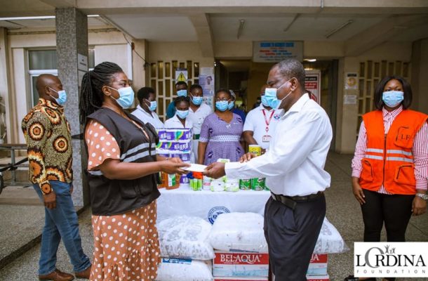 PHOTOS: Former first lady Lordina Mahama supports girl abandoned by family at Korle Bu Hospital