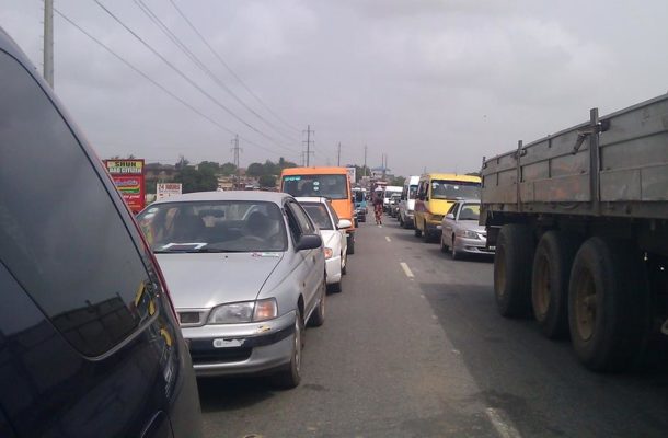 Amasaman-Pokuase: Road diversion leaves commuters stuck in traffic for hours