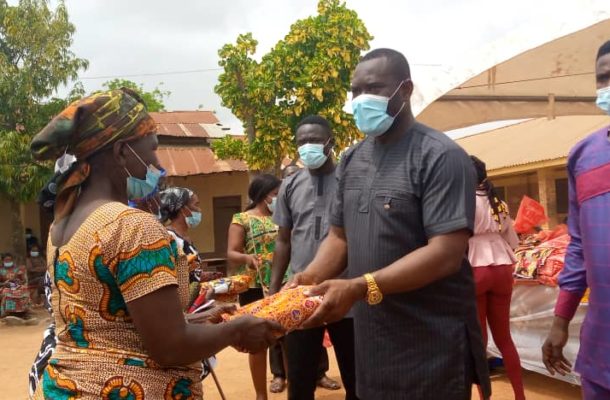 Ejisu MP climaxes Easter festivities with donation to 500 widows