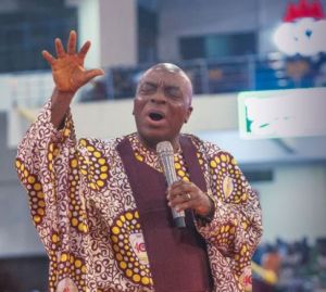 Bishop Oyedepo warns Church members against taking COVID19 vaccine, advices them to take anointing oil instead