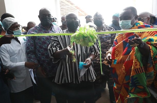 1D1F: VP Bawumia commissions pineapple processing factory at Nsawam