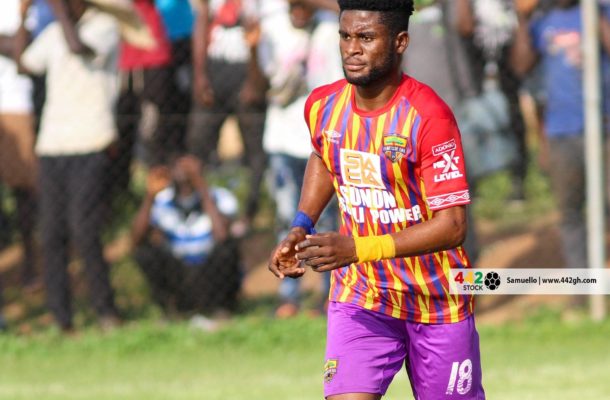 Clubs in Europe, Asia queue for the services of Hearts forward Daniel Afriyie Barnieh