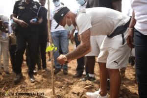 PHOTOS: Andre Ayew leads Black Stars to embark on Green Ghana campaign