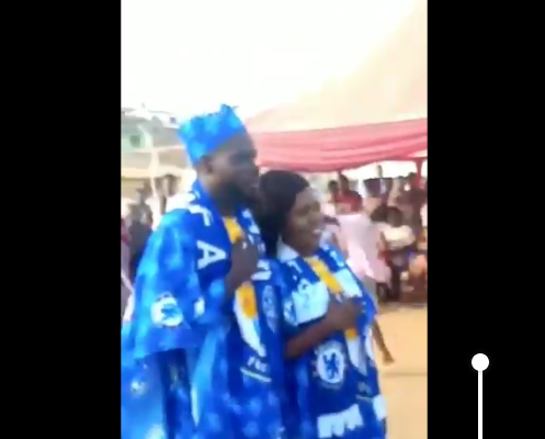 VIDEO: Ghanaian couples do their wedding with full Chelsea FC clothes