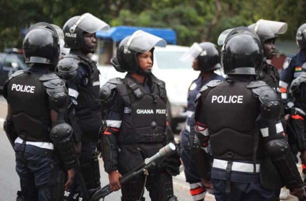 Policemen clash with angry Nima youth at Achimota Hospital