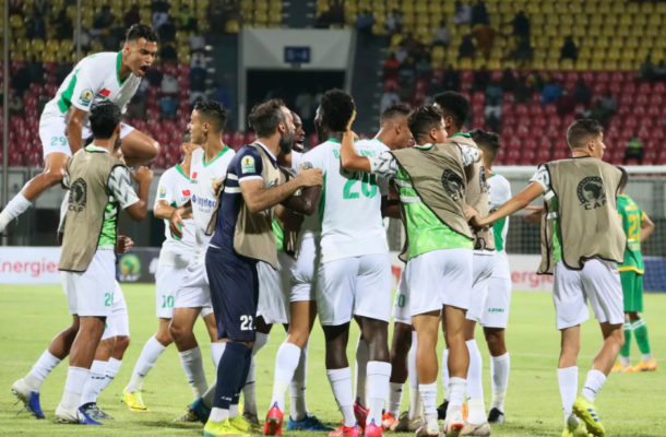 Ten man Raja beat JS Kabilye to clinch CAF Confederation Cup title