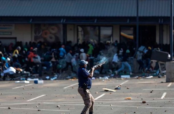 Six dead as pro-Jacob Zuma protests intensify in South Africa