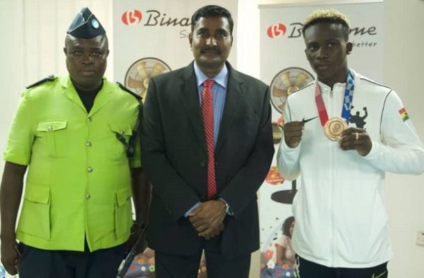 Binatone lauds Olympic boxer Samuel Takyi