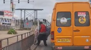VIDEO: Trotro driver captured urinating on road arrested by police