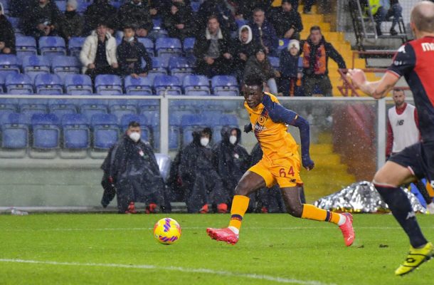 Ghanaian youngster Felix Afena-Gyan rescues AS Roma with a brace against Genoa
