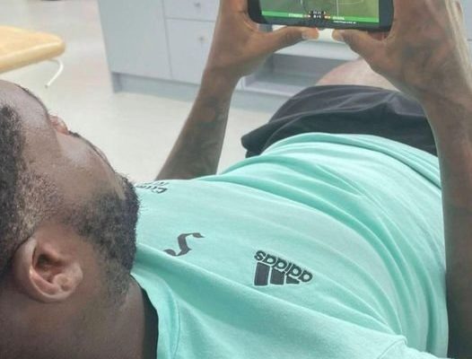 Thomas Partey watches Ghana's 1-1 draw against Ethiopia in the treatment room