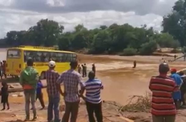 Over 20 drown after bus carrying choir members plunges into Kenya river