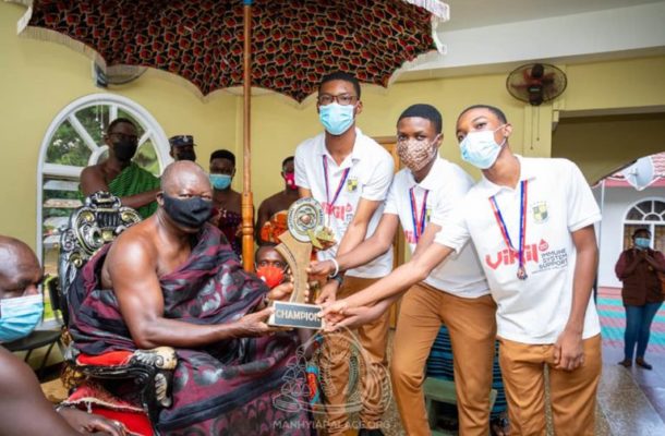 NSMQ 2021: Prempeh College presents trophy to Otumfuo [Photos]