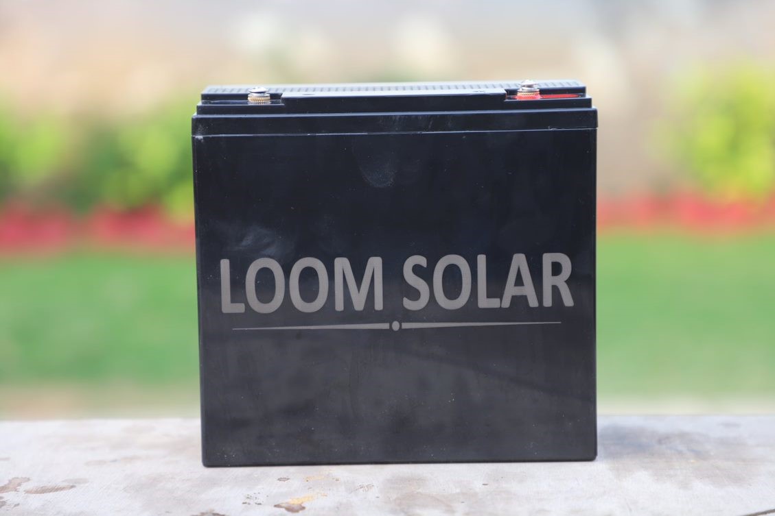 What are Solar Batteries, how to choose and its benefits?