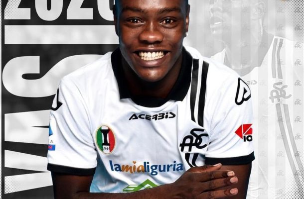 Emmanuel Gyasi  extends hi contract with Italian side Spezia