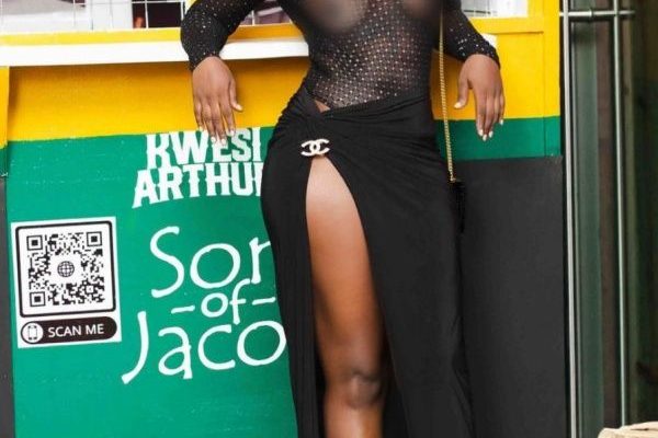 If knew attention was going to shift from Kwesi Arthur’s Album to me, I would have wore kaba & slit – Efia Odo speaks