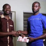 Bawumia gives GH¢20,000 to taxi driver who returned missing GH¢8,400