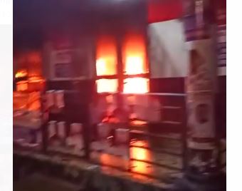 Western North: Disgruntled NPP supporters set party office ablaze at Aowin