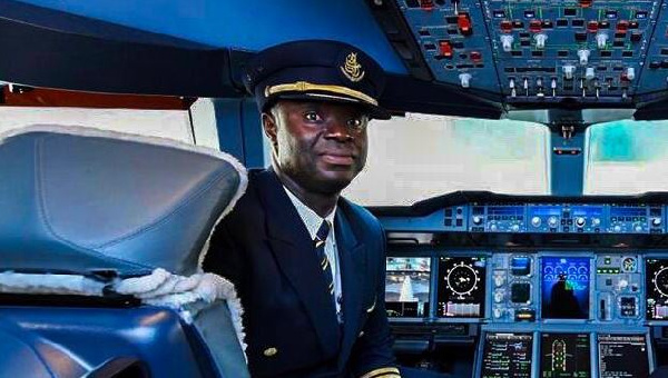Ghanaian pilot Capt. Solomon Quainoo quits Emirates job for McDan Aviation