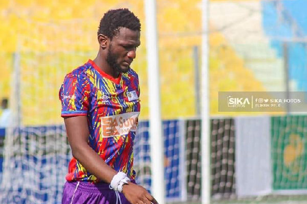 Mohammed Alhassan extends Hearts of Oak contract