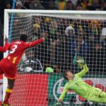 2010 World  Cup: The hands of Suárez and the madness of Abreu