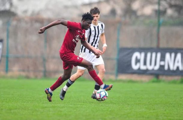 VIDEO: Emmanuel Yeboah scores spectacular scissor kick goal, sees red for CFR Cluj
