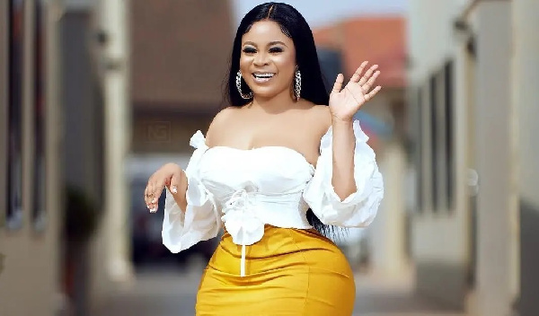 My ex and loved ones helped me buy my GHS 110K car - Kisa Gbekle